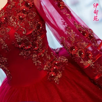 100%īsta rokoko izšuvumi, ziedu vīna sarkanā vienas piedurknes bumbu kleita viduslaiku kleita Renesanses Kleita princese Viktorija belle bumbu